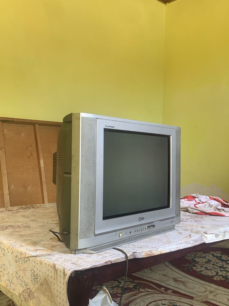рабочий телевизор лж