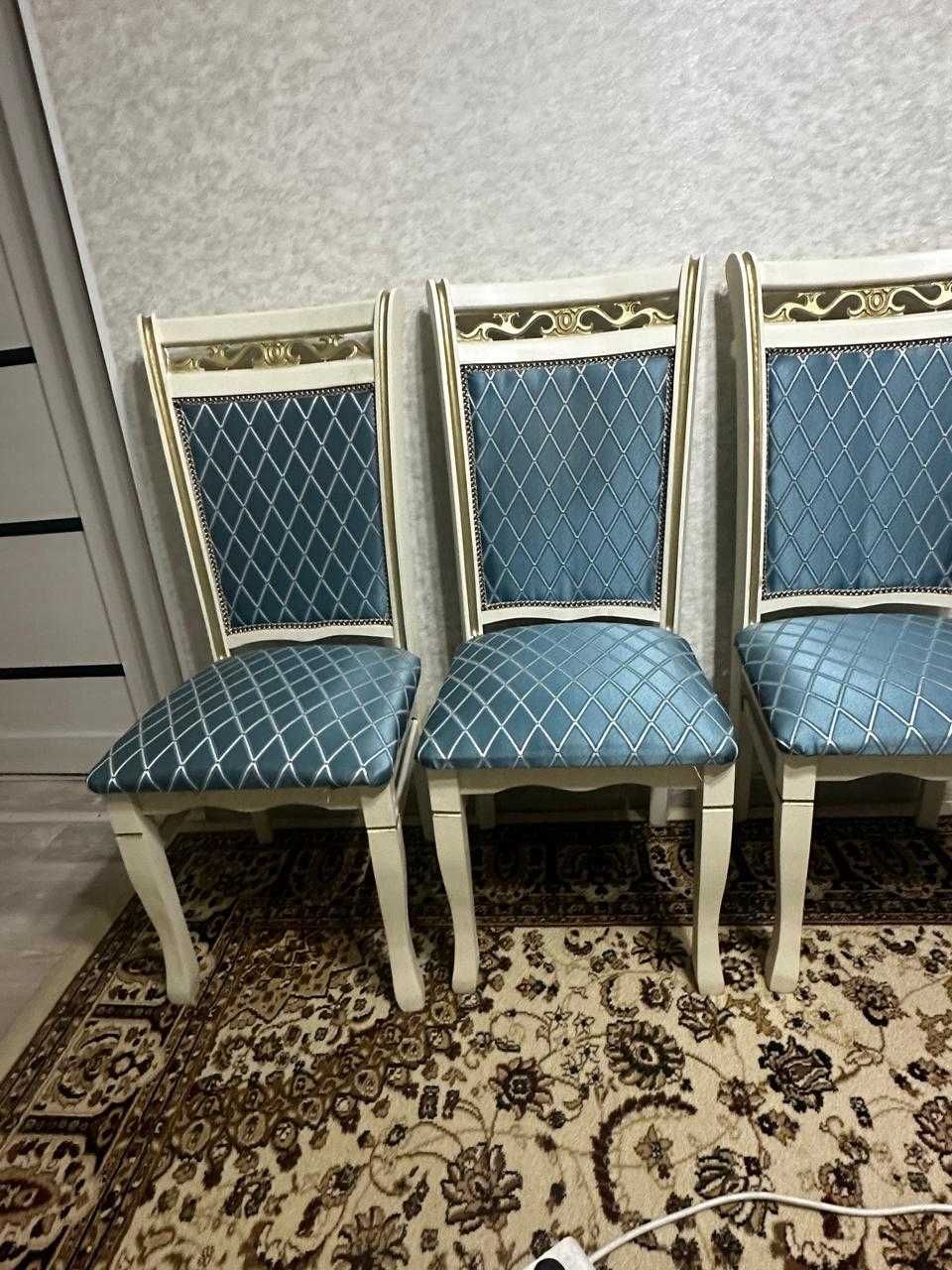 Сдается в аренду стулья