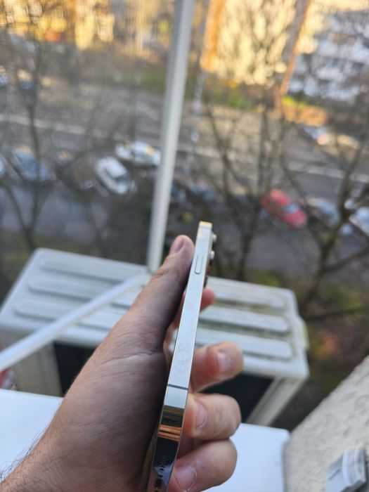 iPhone 14 pro 256 GB  Gold