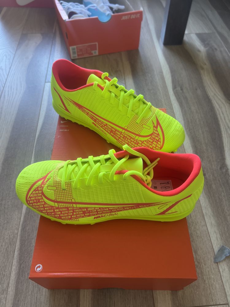 Nike Vapor TF sintetic nr 39