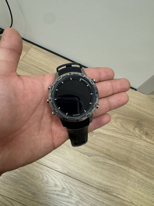 Часы Garmin Marq Adventure