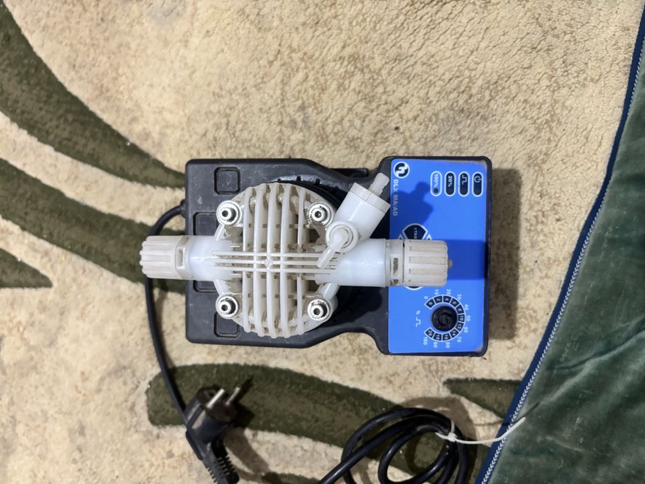 дозирующий насос Etatron DLX MA/AD