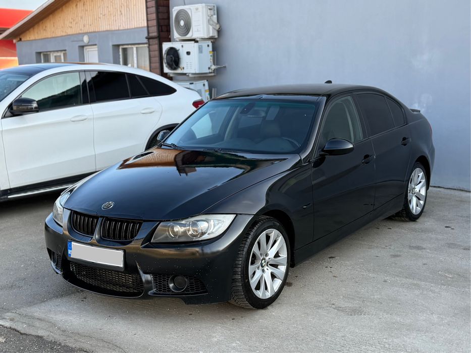 Bmw e90 2.0d 163 cp automat navi mare hi-fi piele