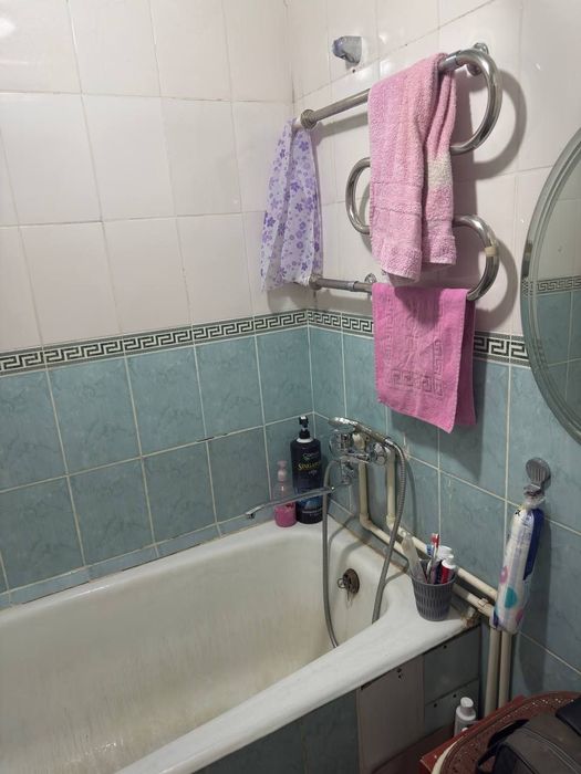 Продаётся 1 комнатная квартира Ахмад Югнаки!