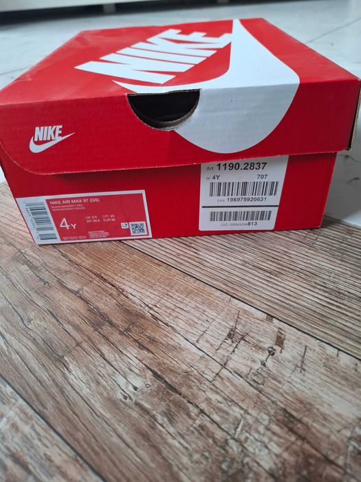 Спортни обувки NIKE AIR MAX 7
