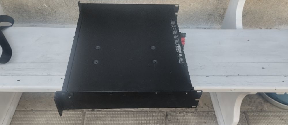 Стъпало QSC RMX2450