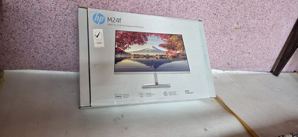 Manitor kompyuter HP