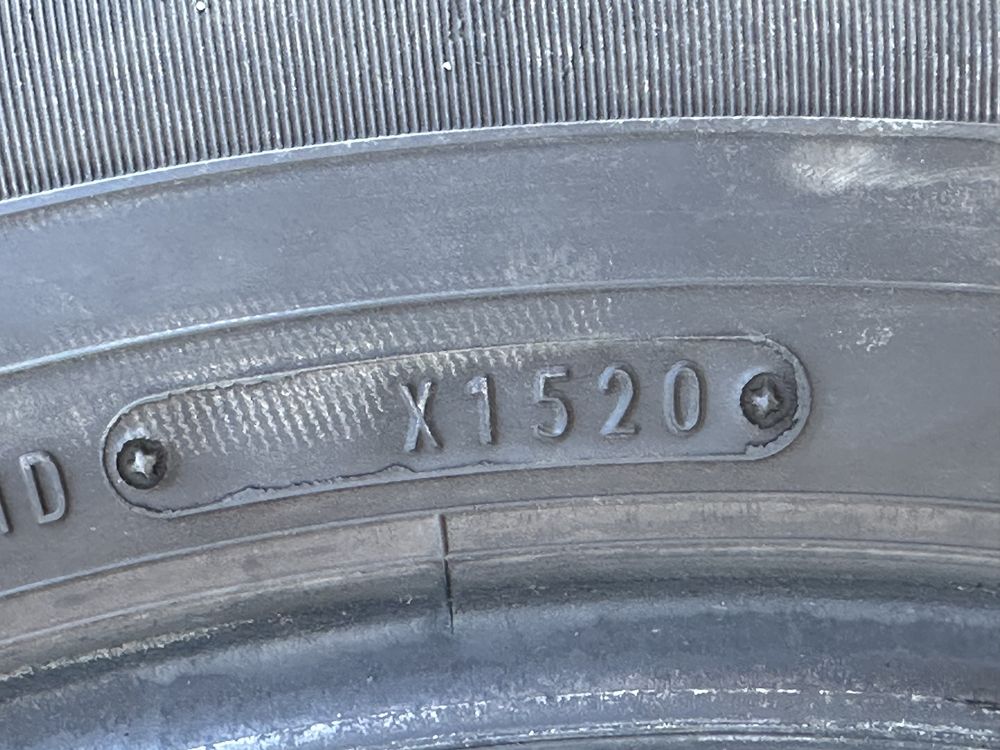 Vand anvelope vara Dunlop 225 60 r18