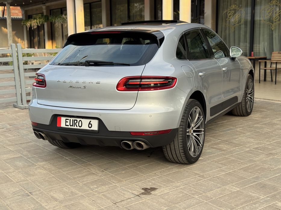 Porsche Macan S / 3.0Diesel 258cp /Chrono/Panoramic