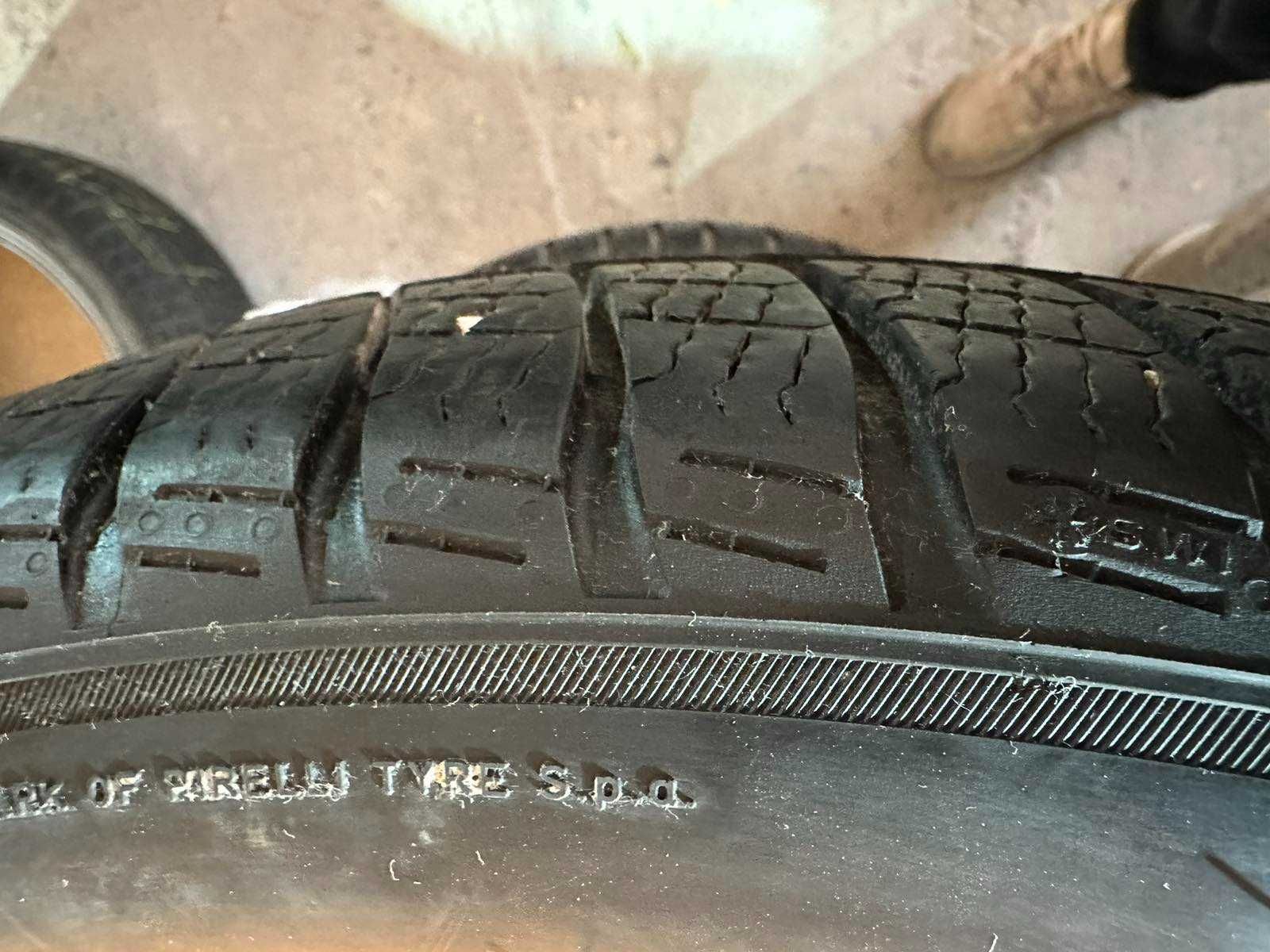 Зимни гуми PIRELLI SOTTOZERO 3 245/45/19 275/40/19 DOT 2421/2219