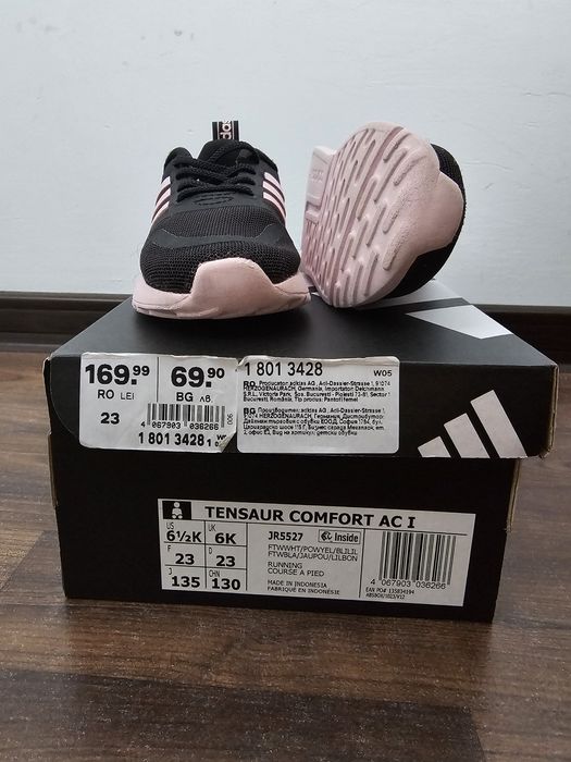 Adidași fete- mărimea 23