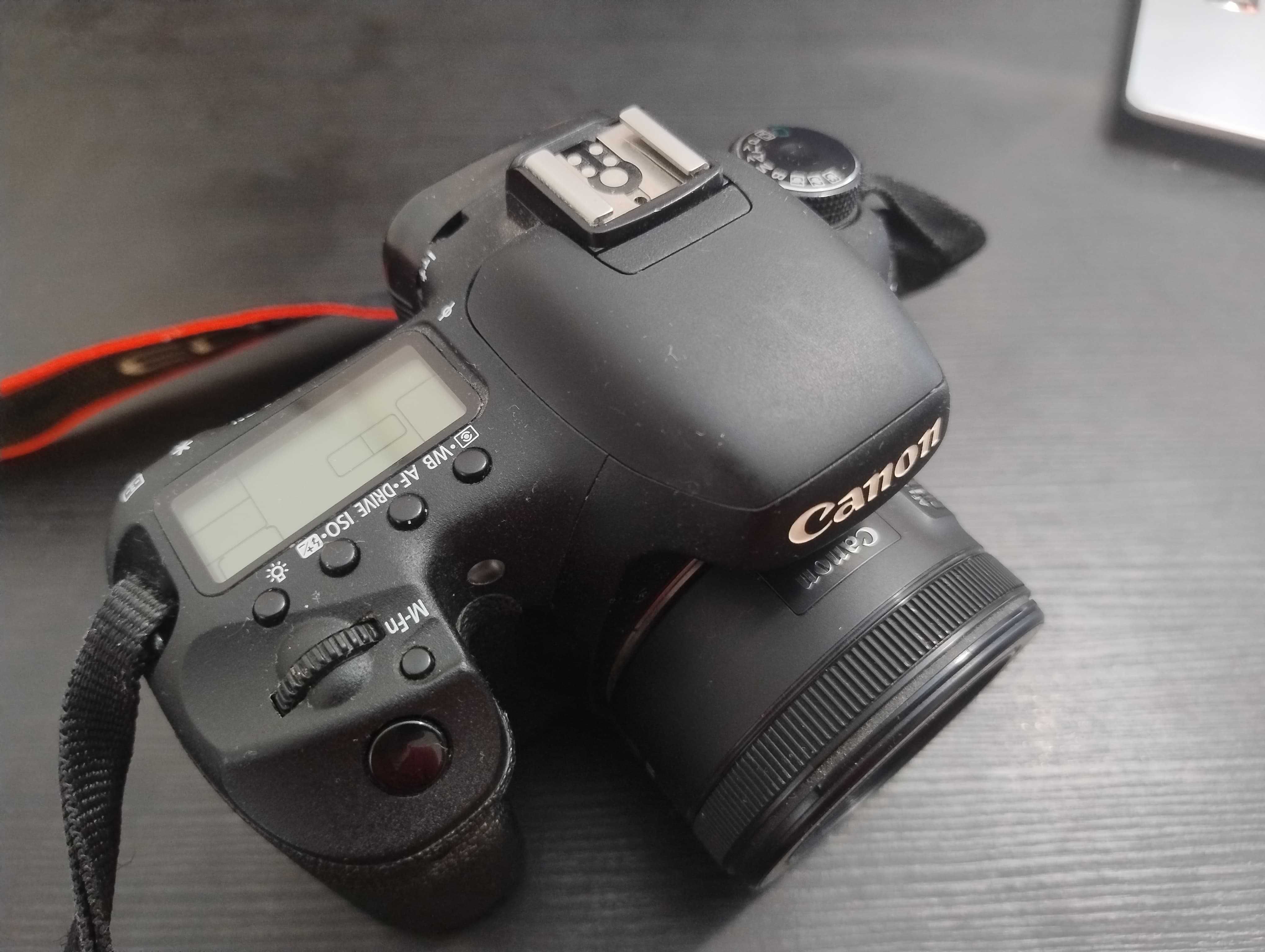 Canon 7D + 50mm f1.8 + Card Memorie