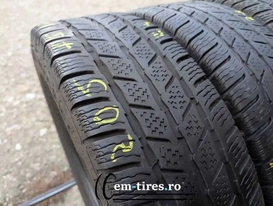 SET 4 Anvelope Iarna 205/75 R16C CONTINENTAL VanContact Winter 113/111