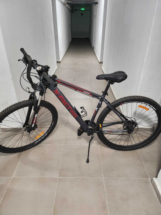 Bicicleta noua de vanzare
