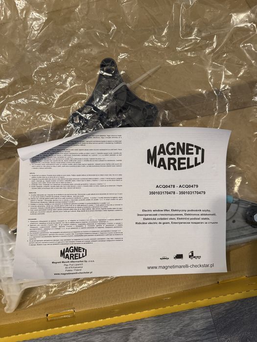 Macara usa dreapta spate Magneti Marelli noua