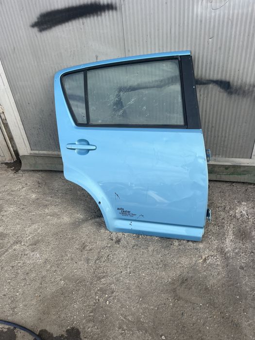 Врата Daihatsu Sirion,Subaru Justy