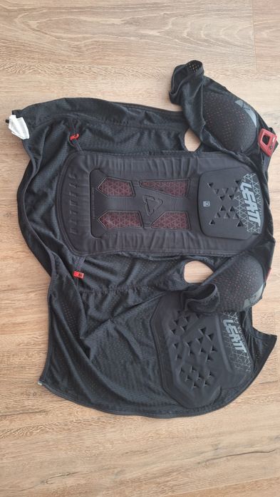 Armura Leatt AirFlex Stealth