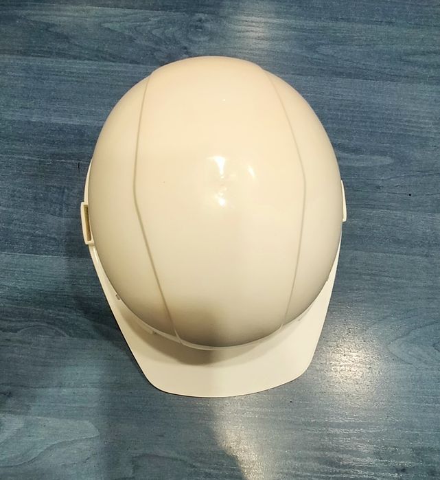 Каски  заводские