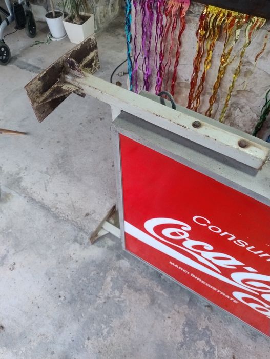 Reclamă luminoasă Coca-Cola anii ’90