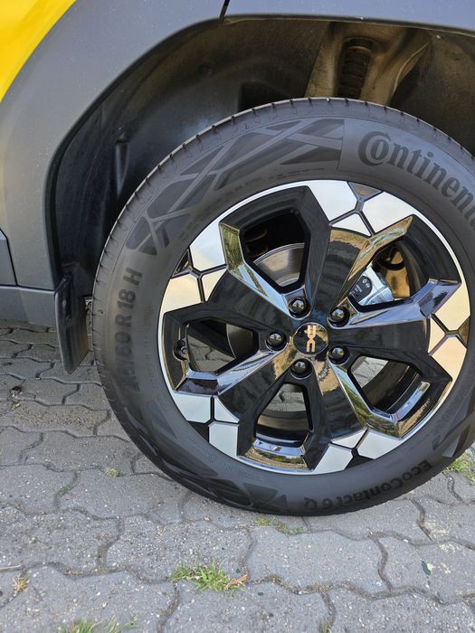 Vand sau schimb Dacia Duster III Hibrid 1,6 automat, Garanție 2027, To