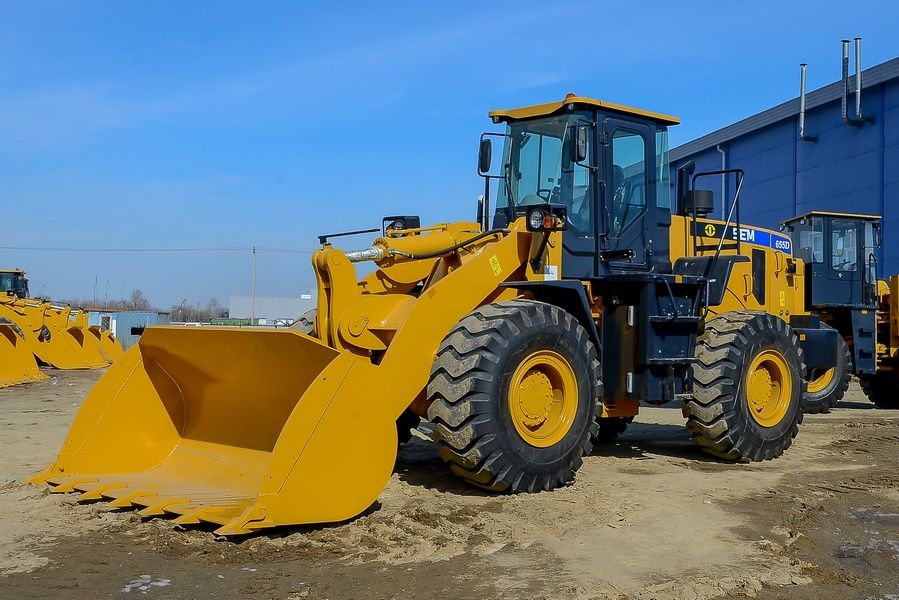 Услуги фронтального погрузчика 3 куба