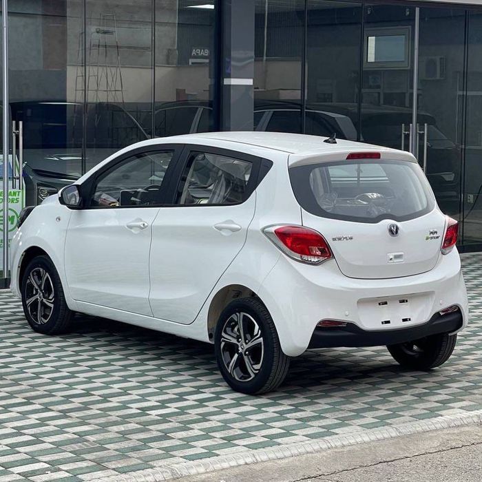 Changan E-star elektromobil 2023 yil 7000 km yurgan .Tracker 2 bilan