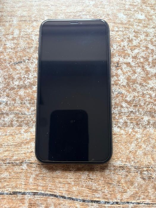 Продам 11 айфон на 128 гб  
В идеальном состоянии, в исполь