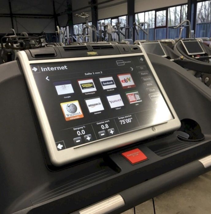 Banda alergare profesionala technogym
