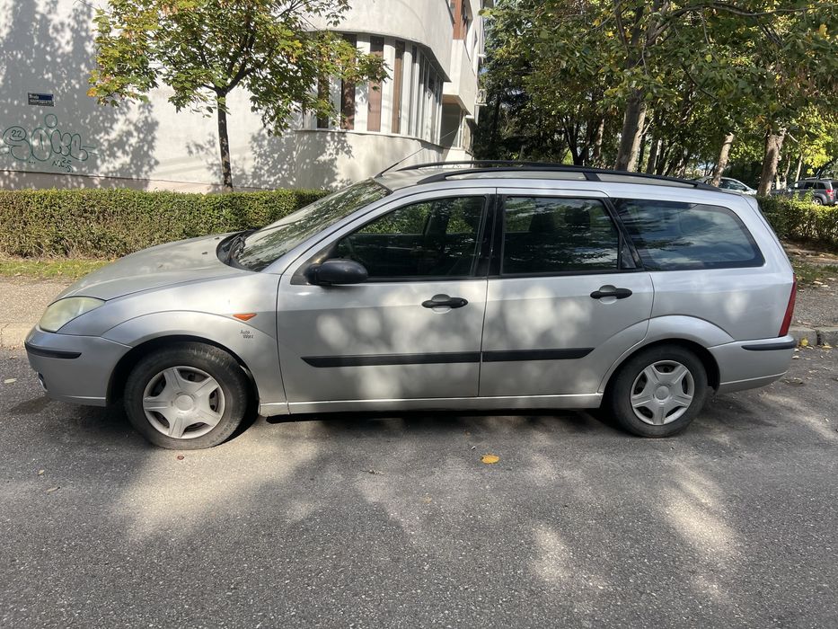 Ford Focus 1.6 benzina 2001
