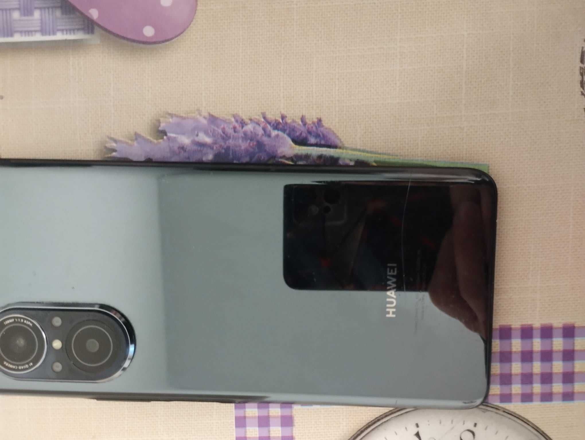 Продавам Huawei Nova 9SE