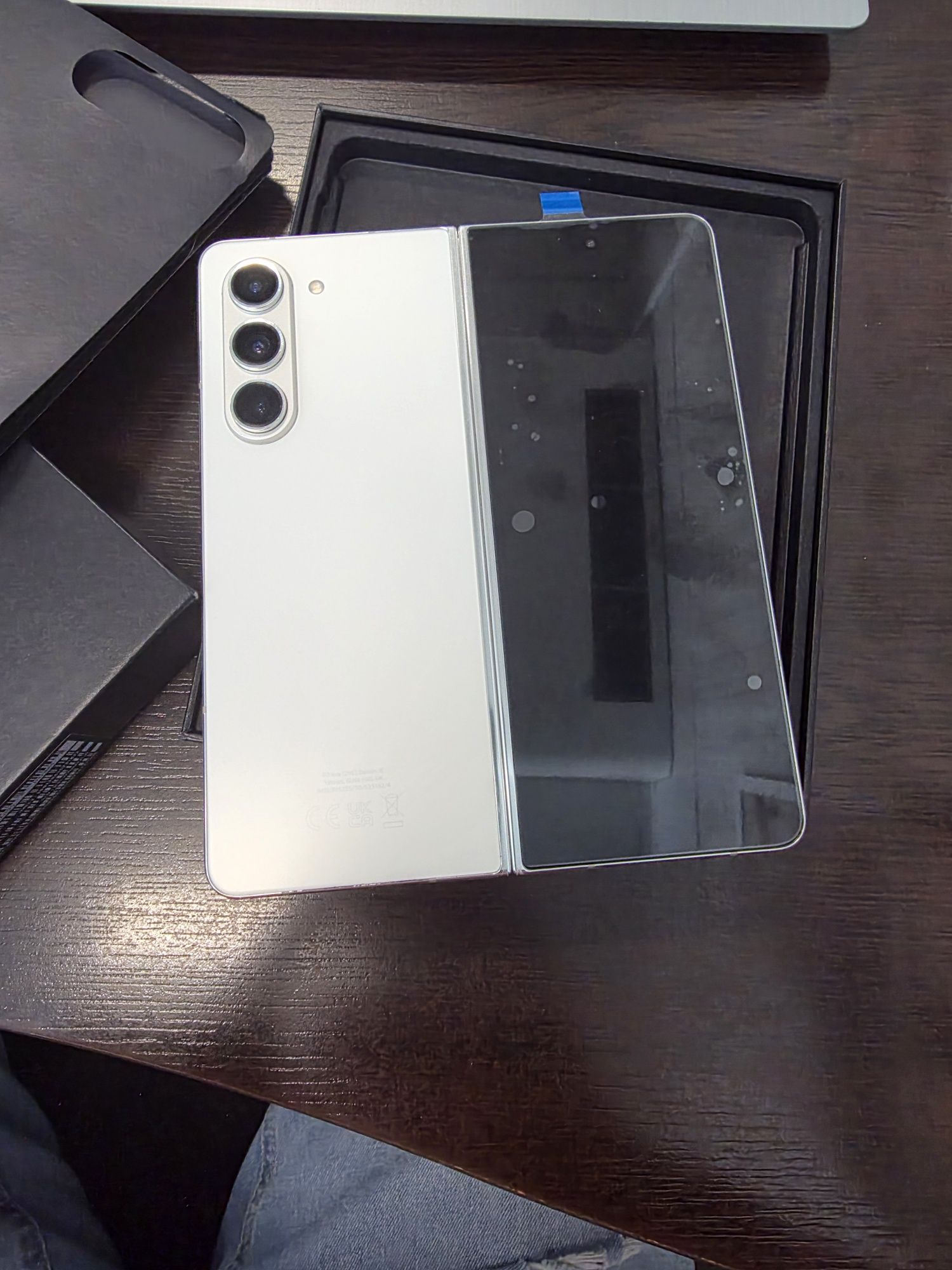 Samsung Z Fold ,чисто нов!