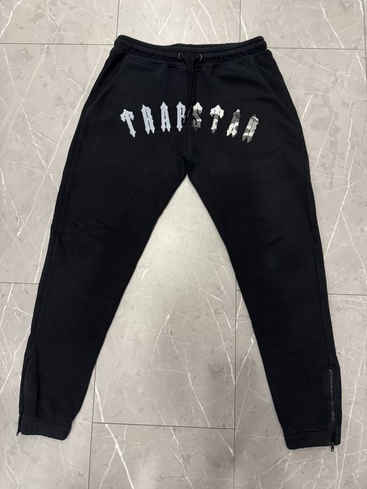 trenibg trapstar.