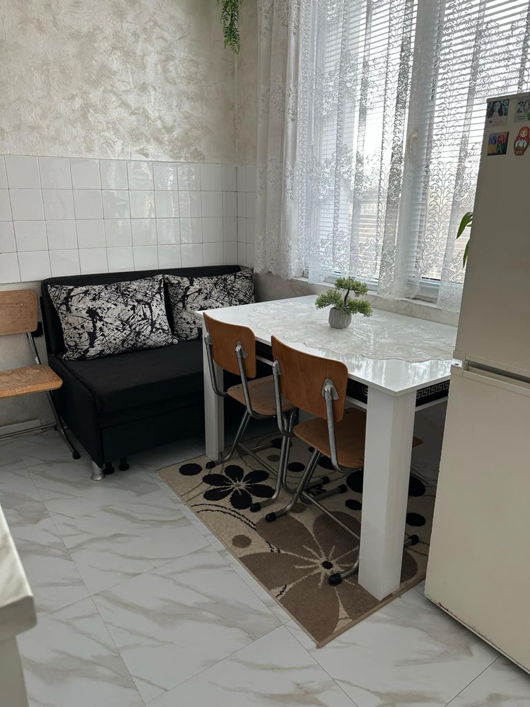Продава се Двустаен апартамент в Търговище, Промишлена зона - 62 кв.м за 1308 €/кв.м - Снимка #6