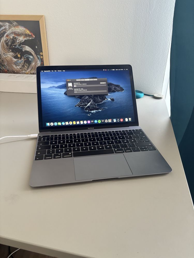 Dezmembrez MacBook 12 retina• model A1543• functional display/placa