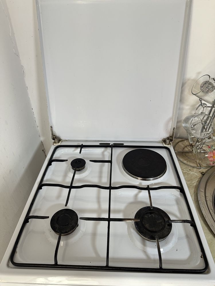 Кухонная плита все отлично работает