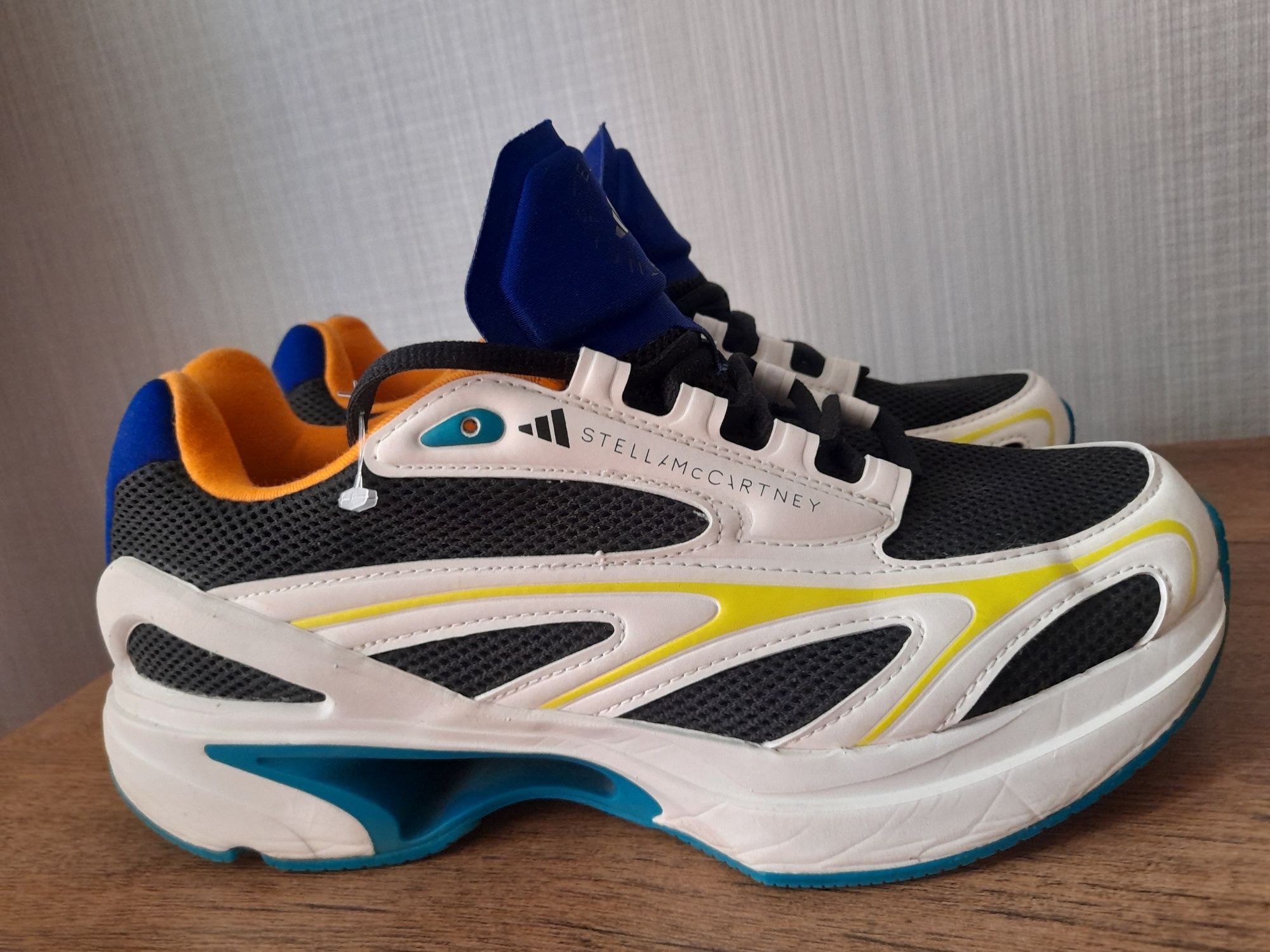 Adidas Stella McCartney дамски маратонки 39 номер.
