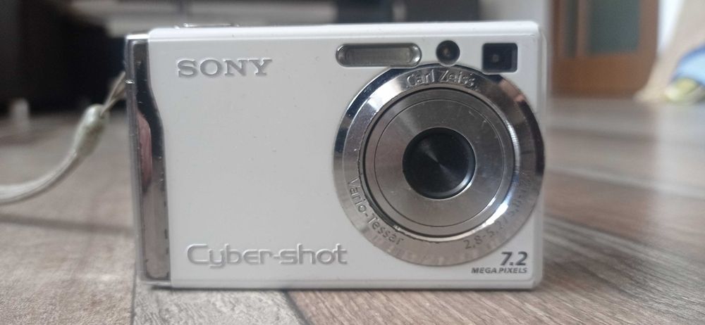 Aparate de fotografiat , camera video