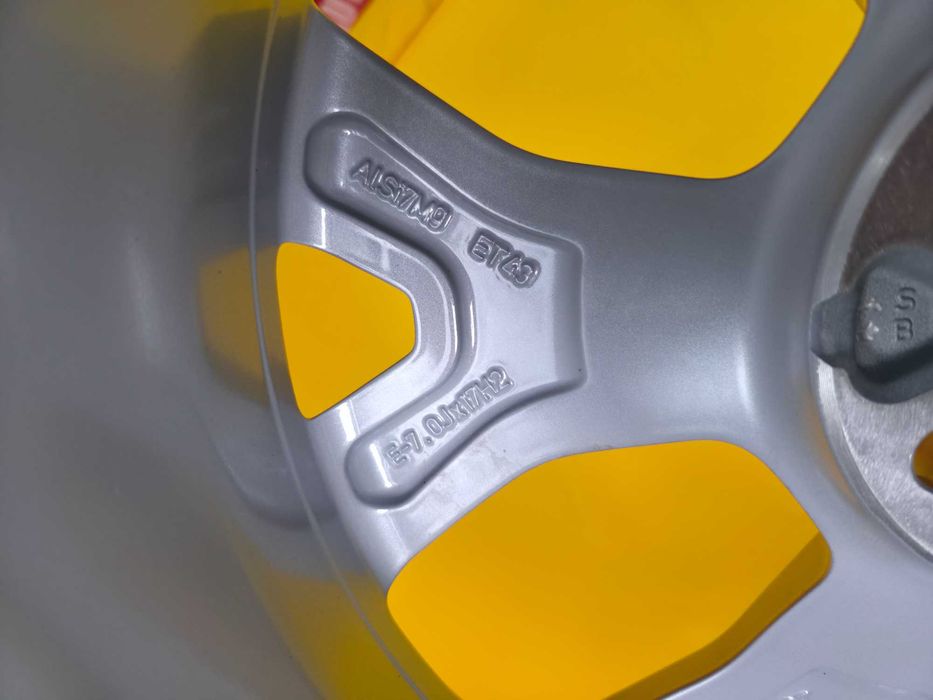 Roti Jante Anvelope 5x100 17'' 205/55/17 OE AUDI A1 AllStreet NOI 2019