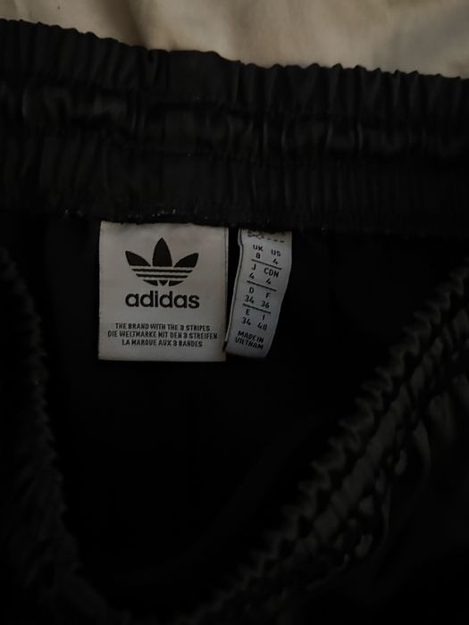 adidas панталони unisex