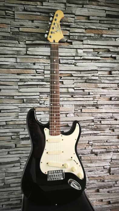 Chitara electrica stratocaster Cheri - Made in Korea - Garantie