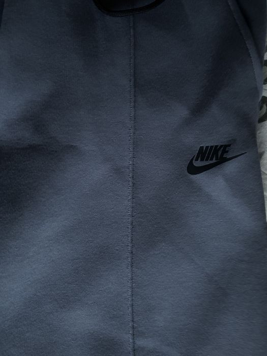 Nike tech fleece
