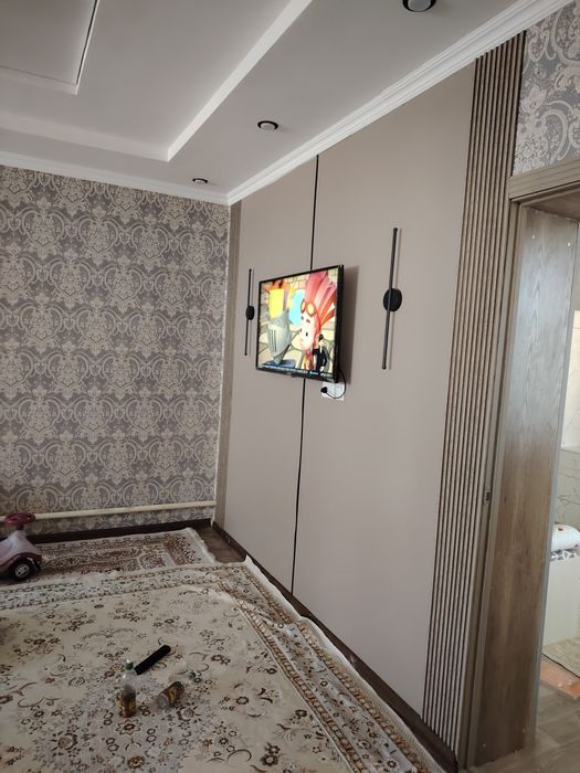 Времянка сатылады асада бәйтеректе