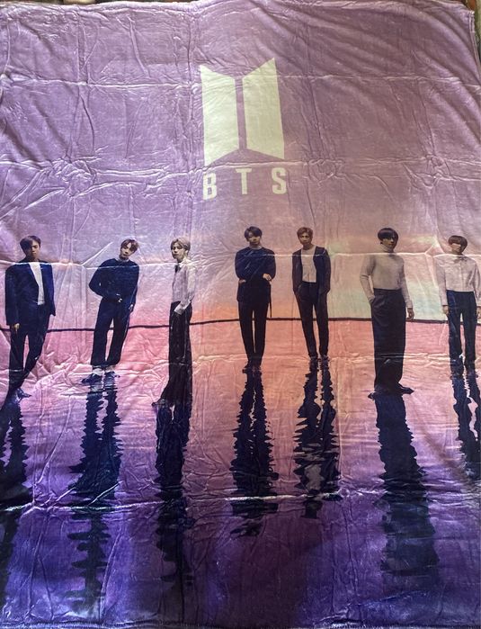 плед с группой BTS