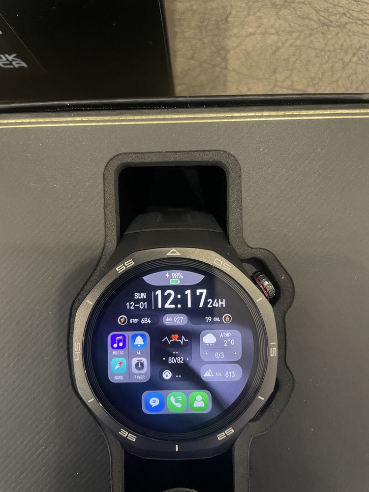 Huawei GT 5 PRO -смарт часовник