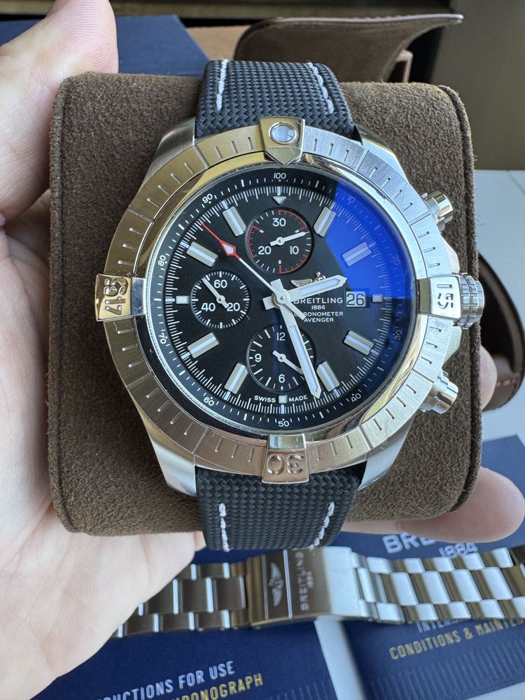 Breitling Super Avenger 48mm A13375