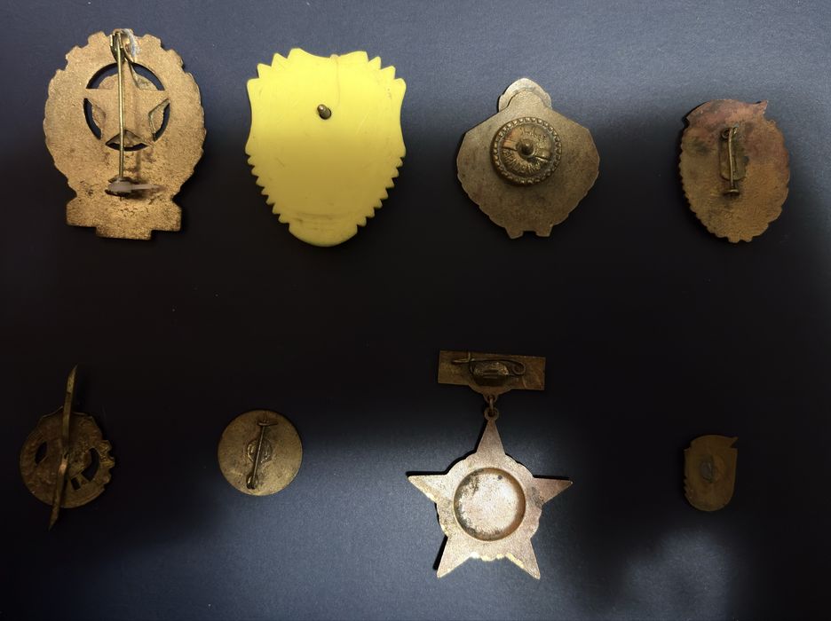 Medalii istorice românești și una sovietică – Război, sport, comuniste