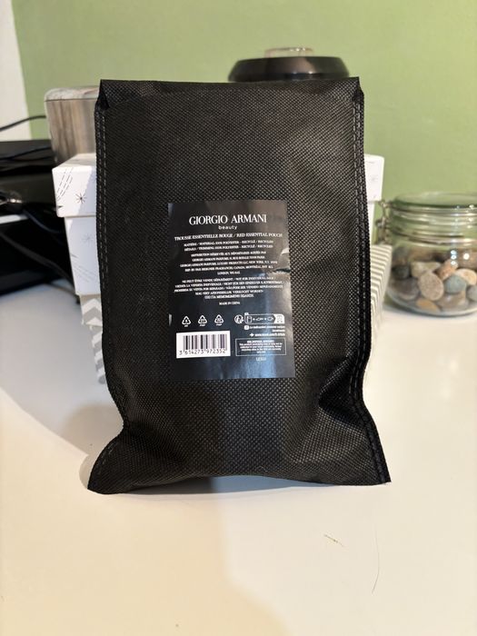 Фон дьо тен флуид  Giorgio Armani SPF 15