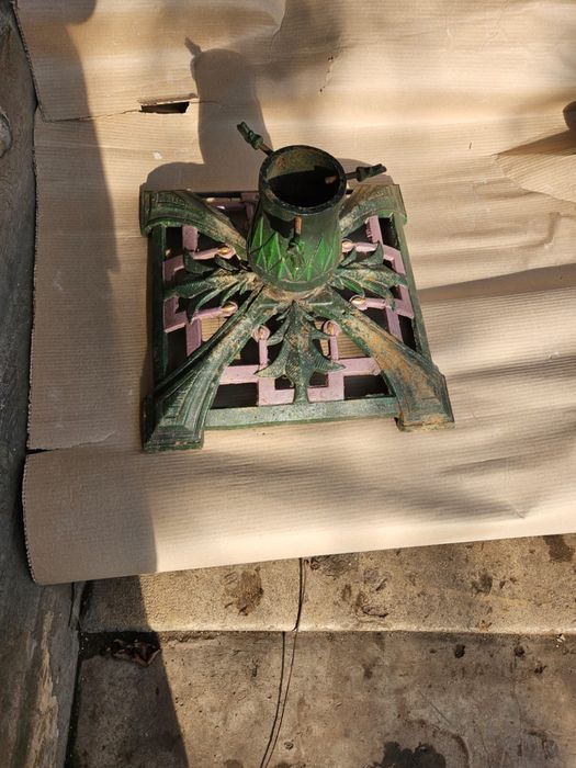 Suport de brad din fonta 50x50cm