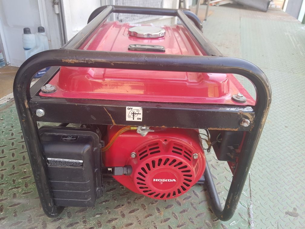 Generator honda gx160 AVR 220v
