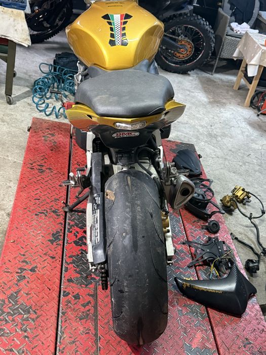 Honda Hornet dezmembrez